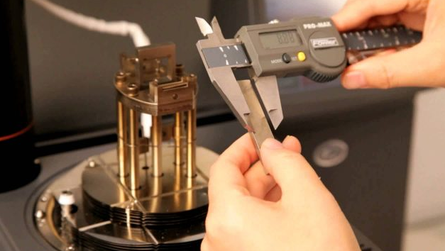 校準(zhǔn)檢定可燃氣體報警器時應(yīng)該注意些什么？